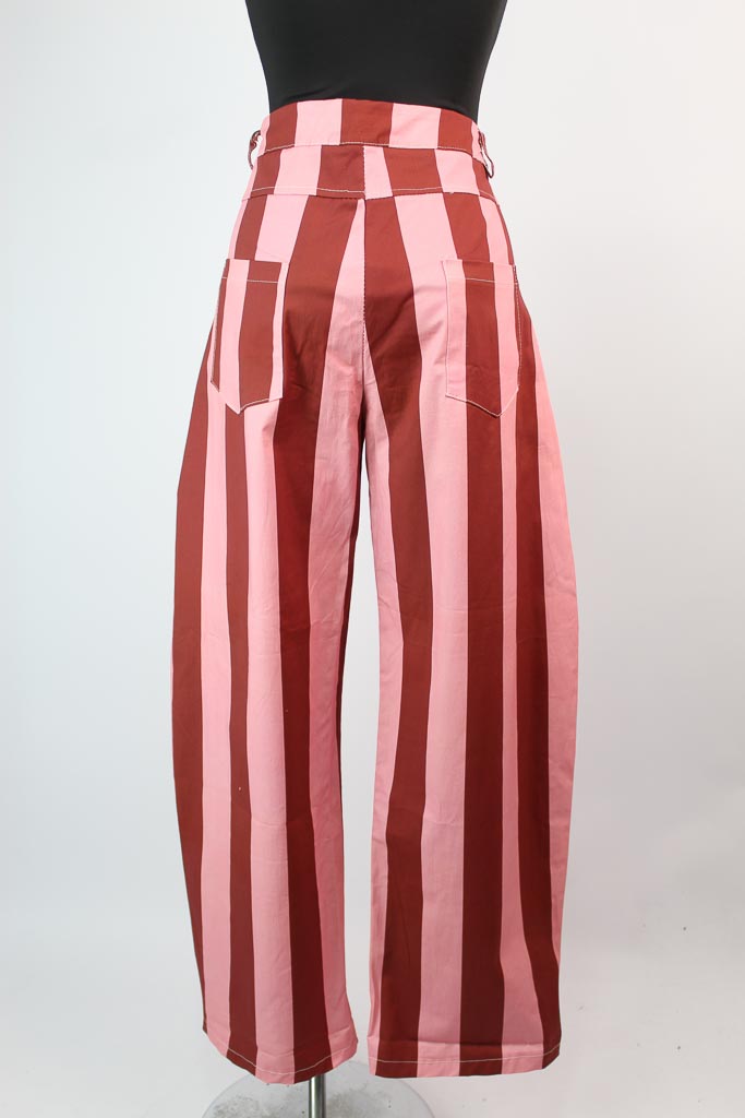 Pantalón rayas verticales NUEVO (talla M/L)
