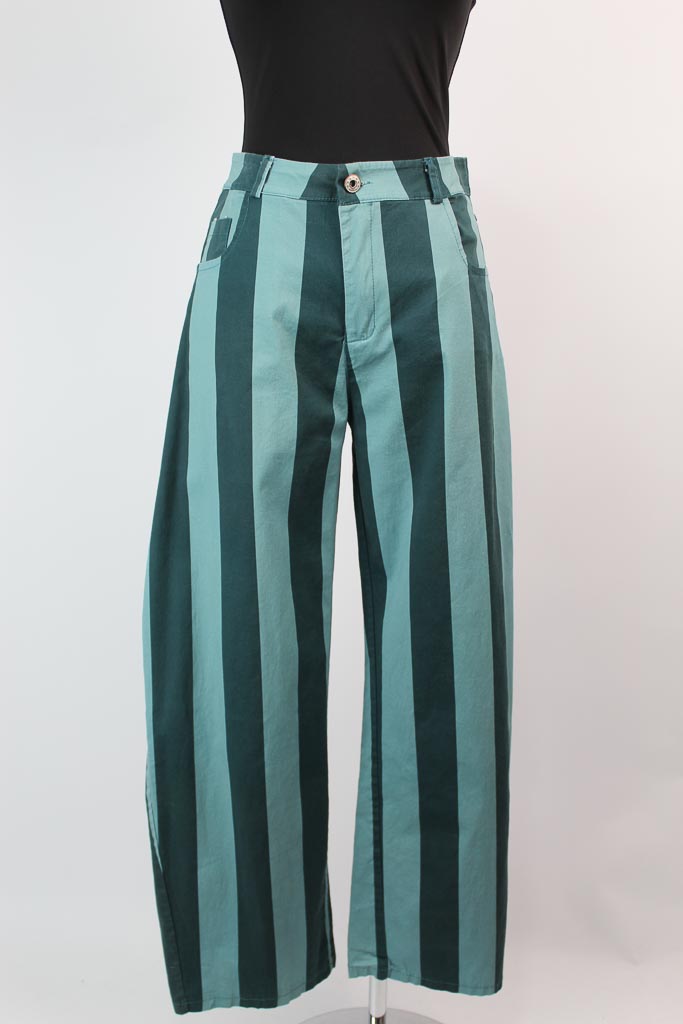 Pantalón rayas verticales NUEVO (talla M/L)