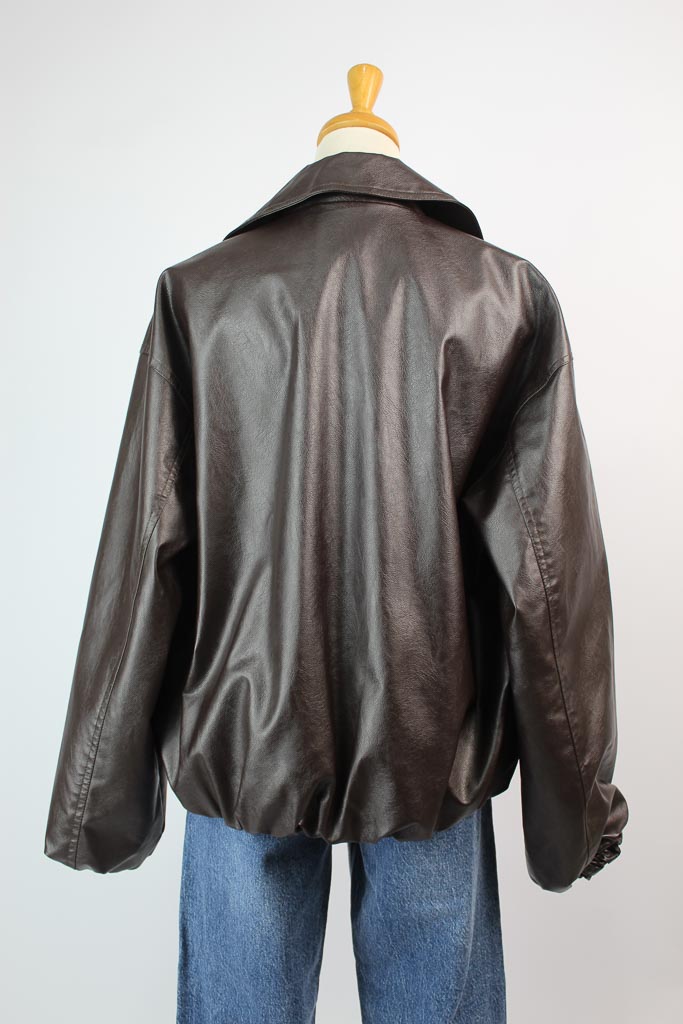 Leather effect bomber jacket nueva (talla M)