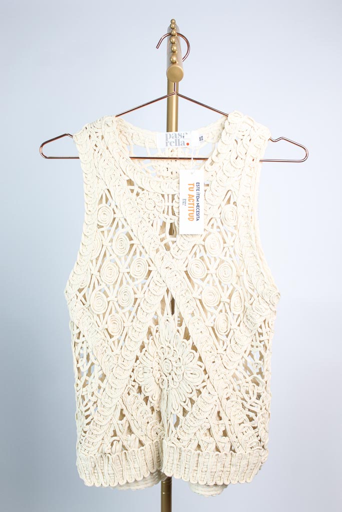 Sleeveless Crochet Top nuevo (talla S/M)