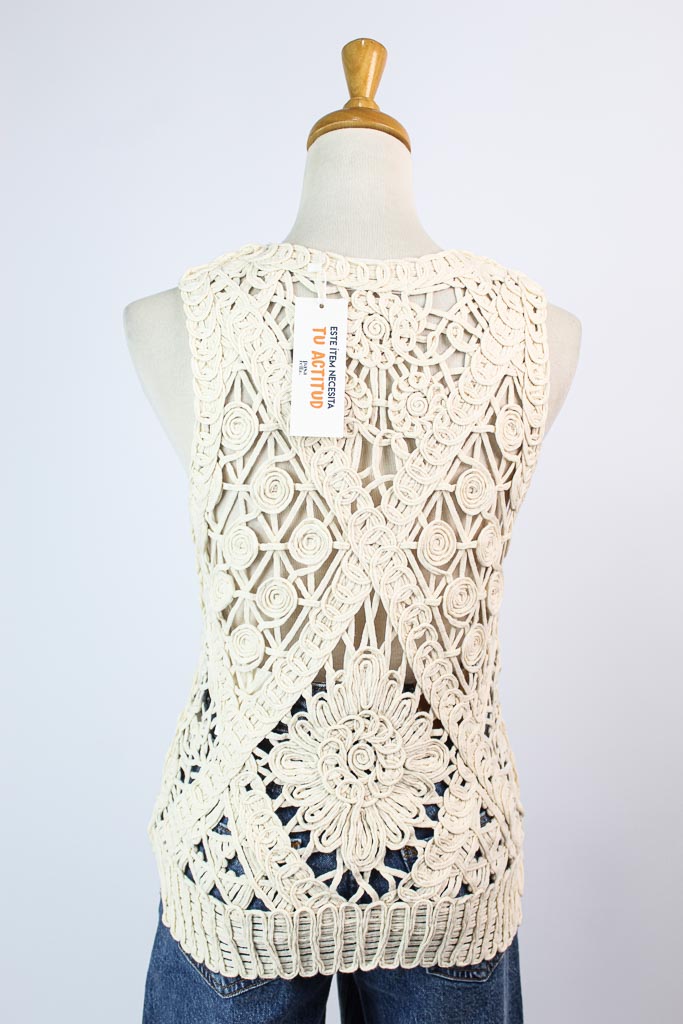 Sleeveless Crochet Top nuevo (talla S/M)