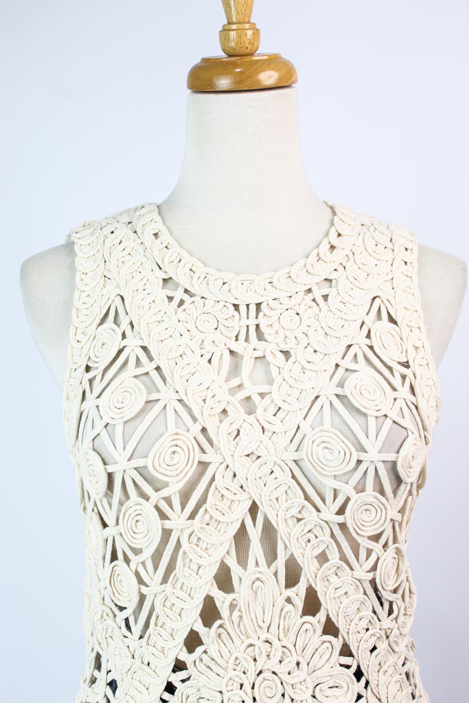 Sleeveless Crochet Top nuevo (talla S/M)
