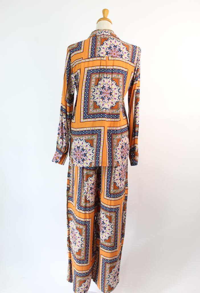 L.O.V Printed Set Blusa&pant (talla small)