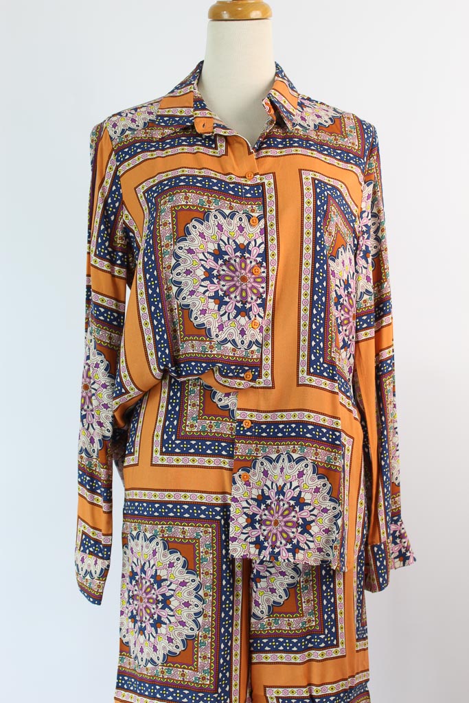 L.O.V Printed Set Blusa&pant (talla small)
