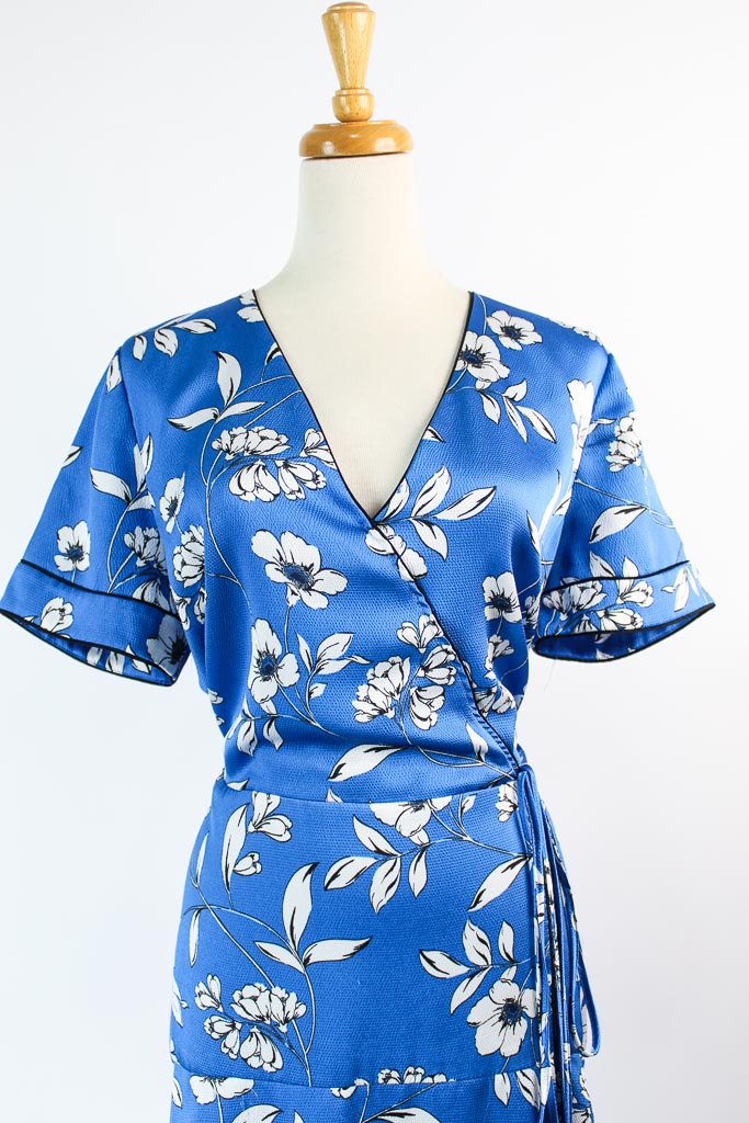 White House Black Market Dress (talla 12)