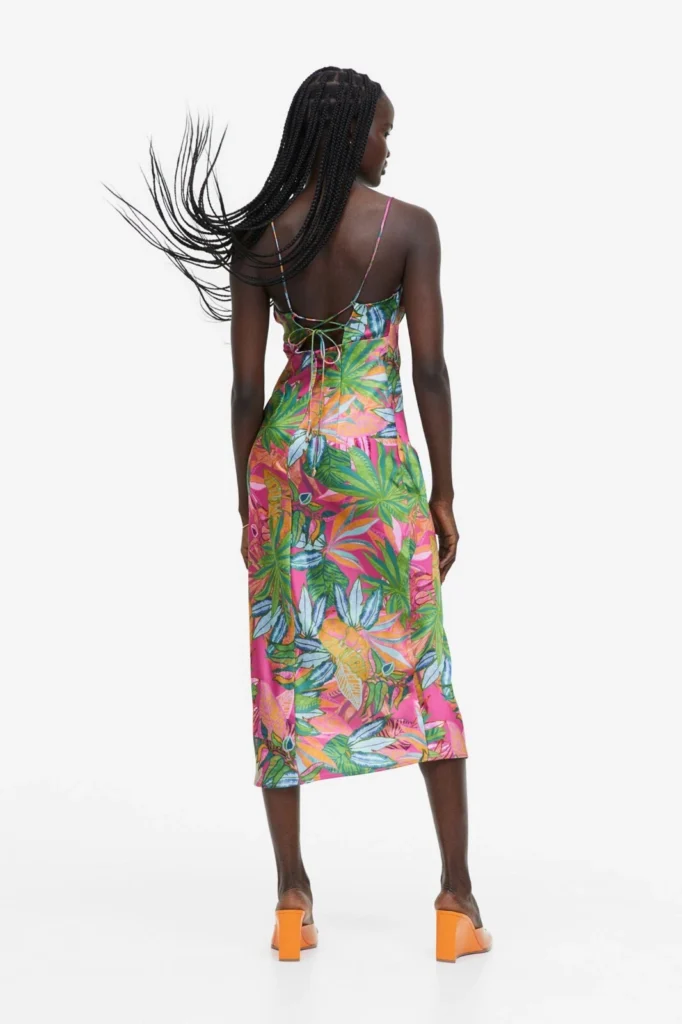 H&M patterned satin midi dress NUEVO (talla XXS)