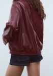 Stradivarius Chaqueta de cuero sintético - dark red (talla L) NUEVA