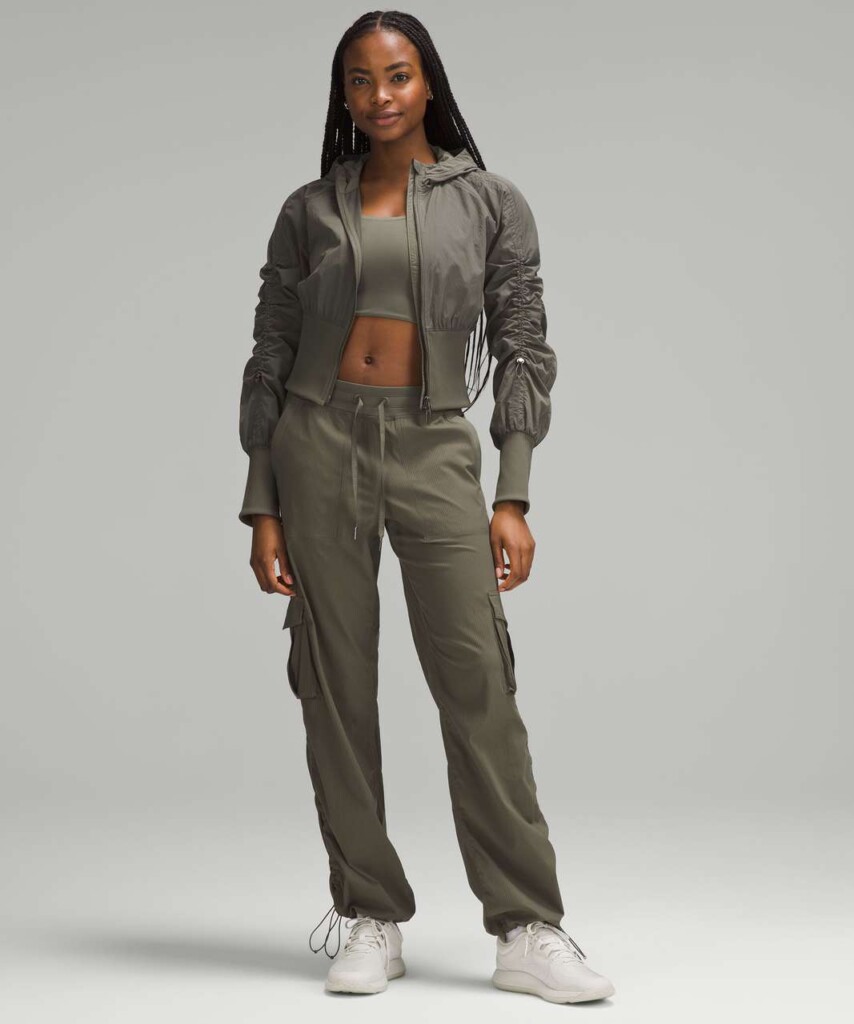 lululemon Dance Studio Relaxed-Fit Cargo Pant (talla small)