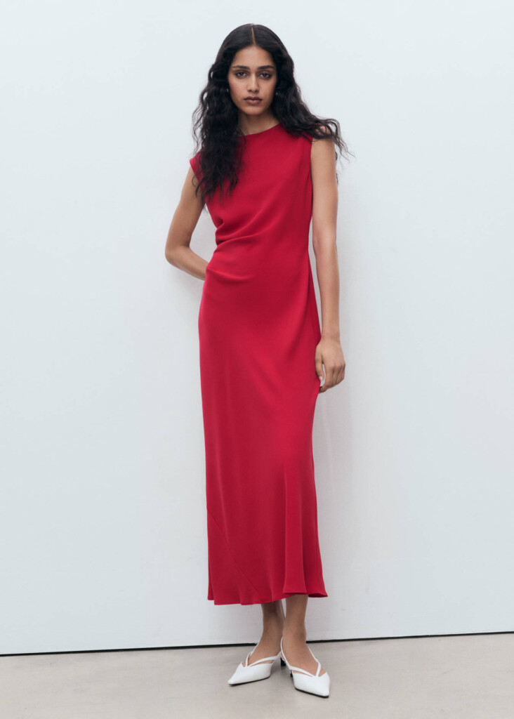 Vestido midi fruncido MANGO (talla M)