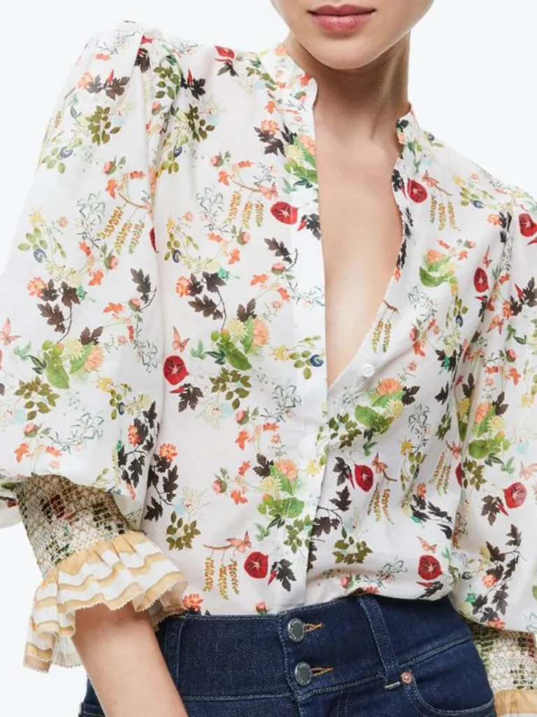 ALICE + OLIVIA  Ilan Button Front Blouse (talla small)